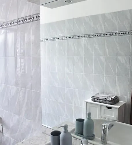 Luxury With View Apartman