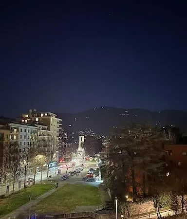 Luxury With View Apartment *